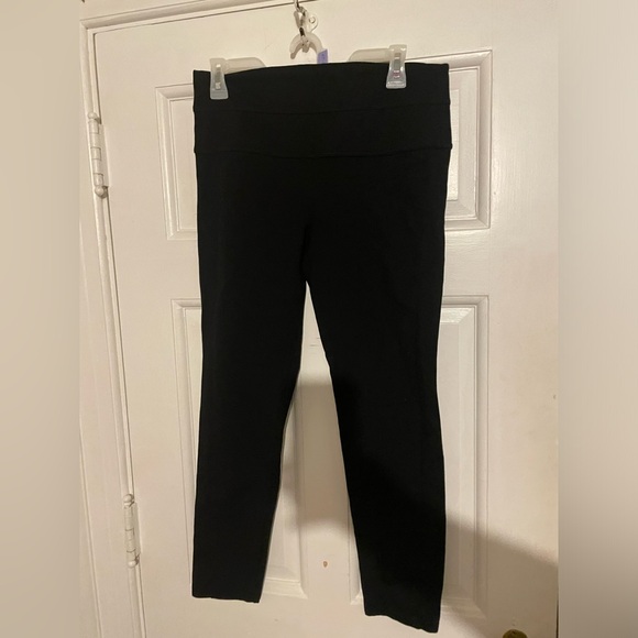 Celebrity Pink Leggings - Picture 2 of 6